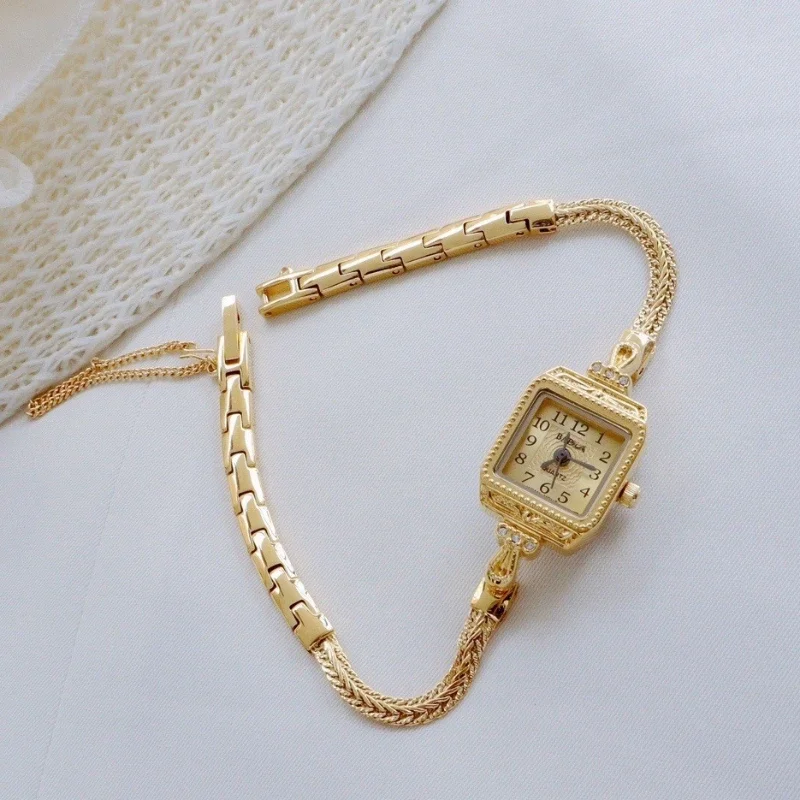 Vintage Digital Watch - Delicate and light luxury Vintage slim