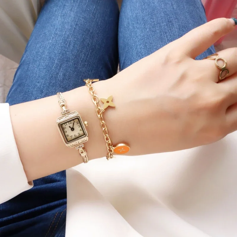 Delicate and light luxury Vint - Vintage Digital Watch review and price