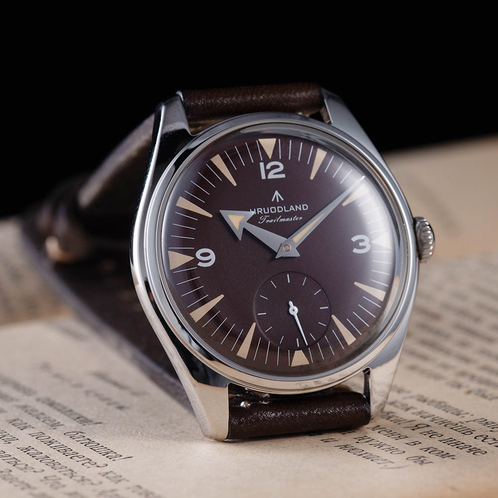 HRUODLAND Vintage Field Watch  - Vintage Digital Watch review and price